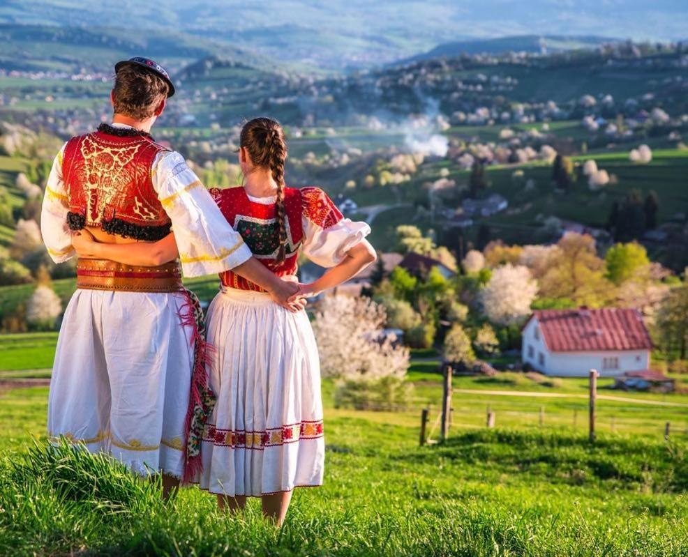 Penzion** Amalka Hrinova Экстерьер фото